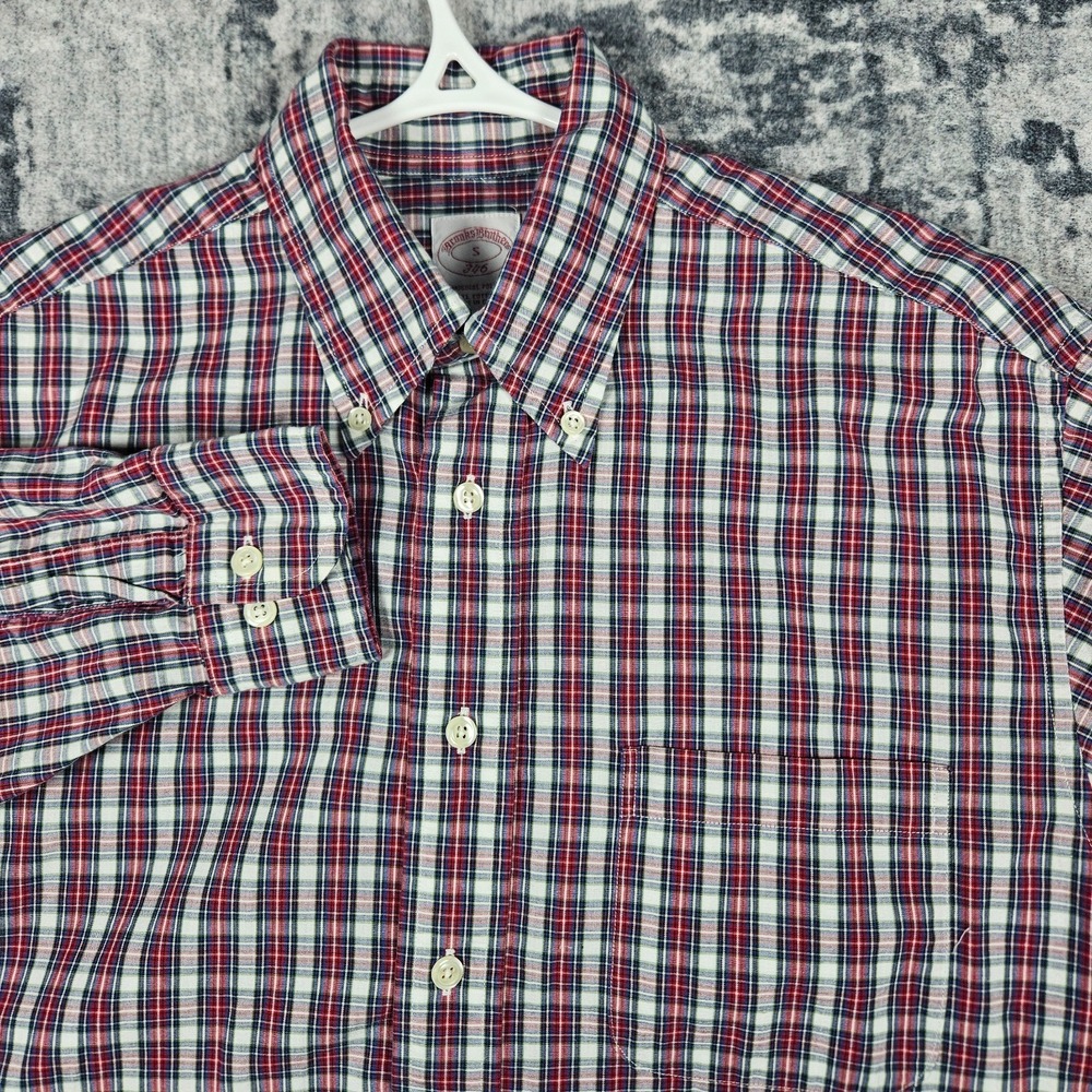 Brooks Brothers 346 Shirt Small Red Plaid Original Polo Button-Down Long Sleeve